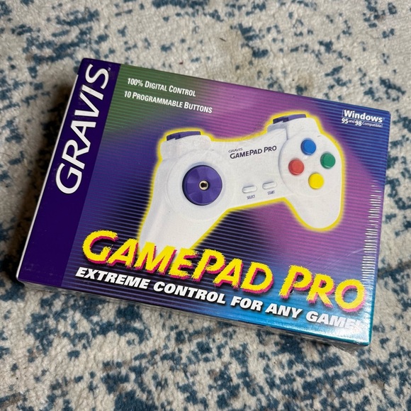 Brand New GRAVIS Gamepad Pro SEALED Windows 95 Model 42021e - Picture 1 of 8